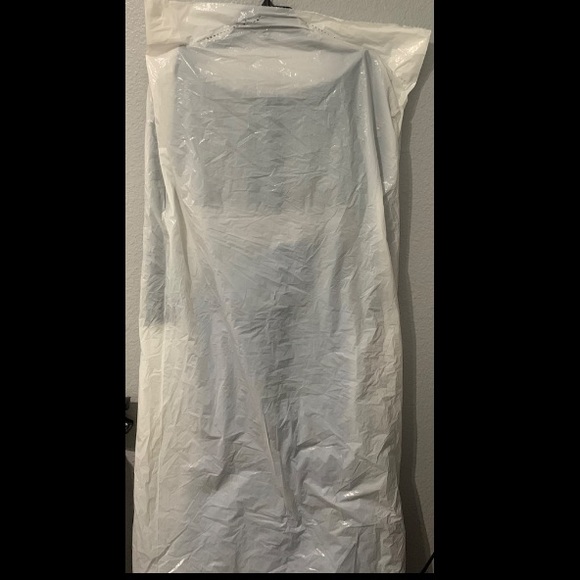 2 Piece Prom Dress Xscape - Picture 2 of 3